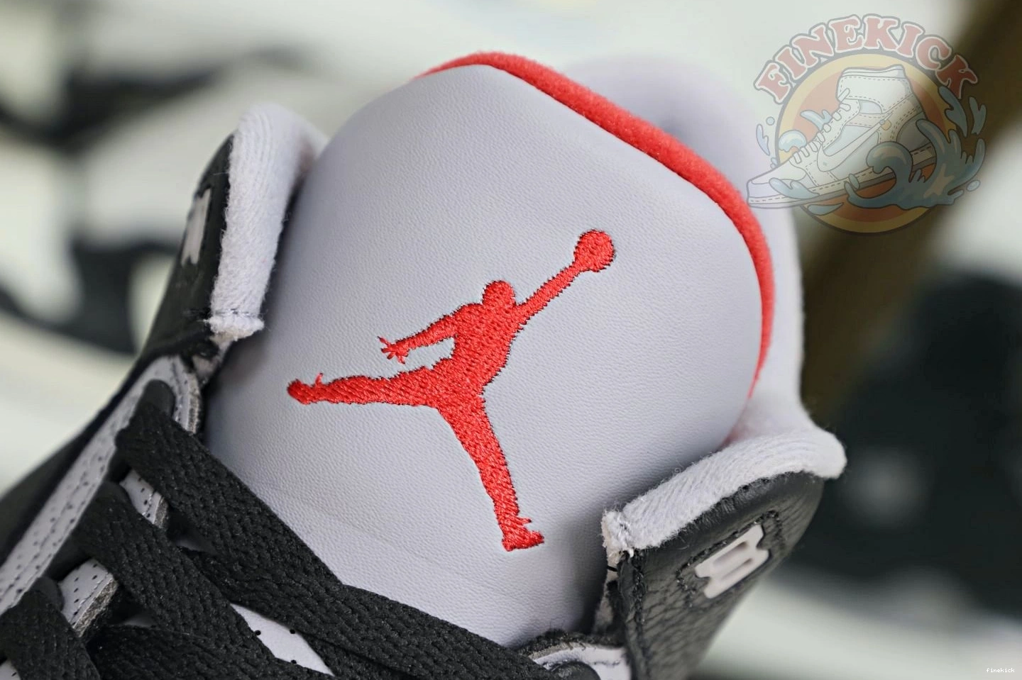 2018（854262-001）  Jordan retro 3 Jordan Air blackcement 0820